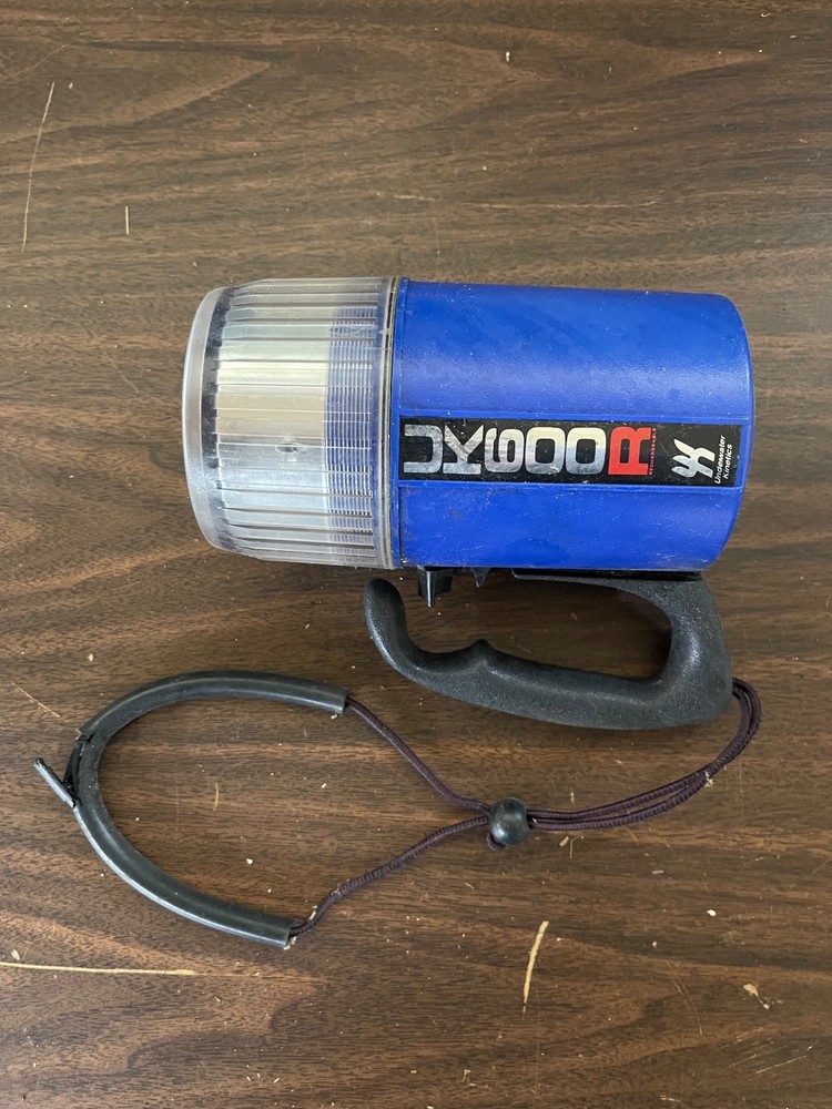 UNDERWATER KINETICS UK600R DIVE LIGHT