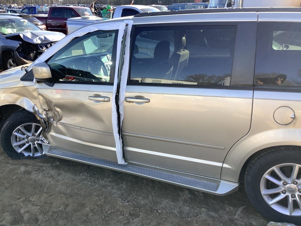 CARAVAN 2014 Glove Box 4964547