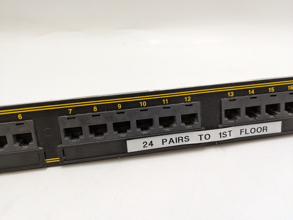 Ortronics OR-851044265 24 Port CAT5 Network Patch Panel Single Row Data Equip