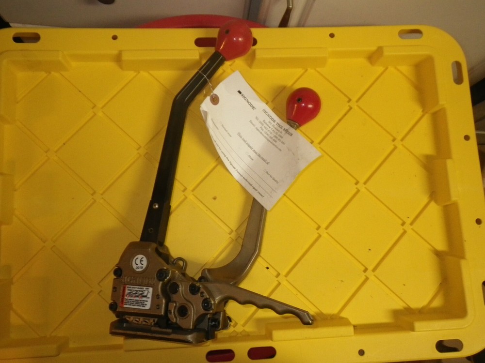 Signode SCM34 Manual Strapping Combo Tool   Strap 3/4 Width (GL)