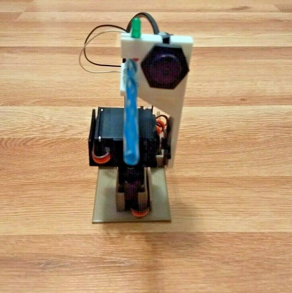 Robotics project - Following a flame with Arduino - complete solution