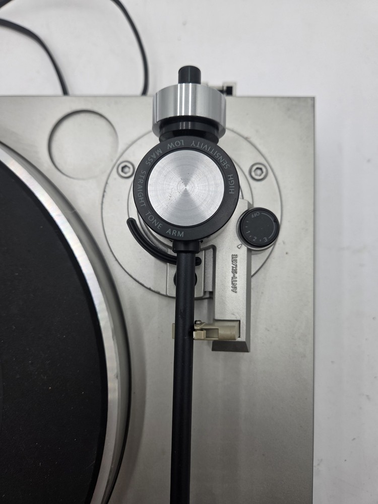 ONKYO Auto Return Turntable System Model CP-1027F-Tested/Working-SEE DESCRIPTION