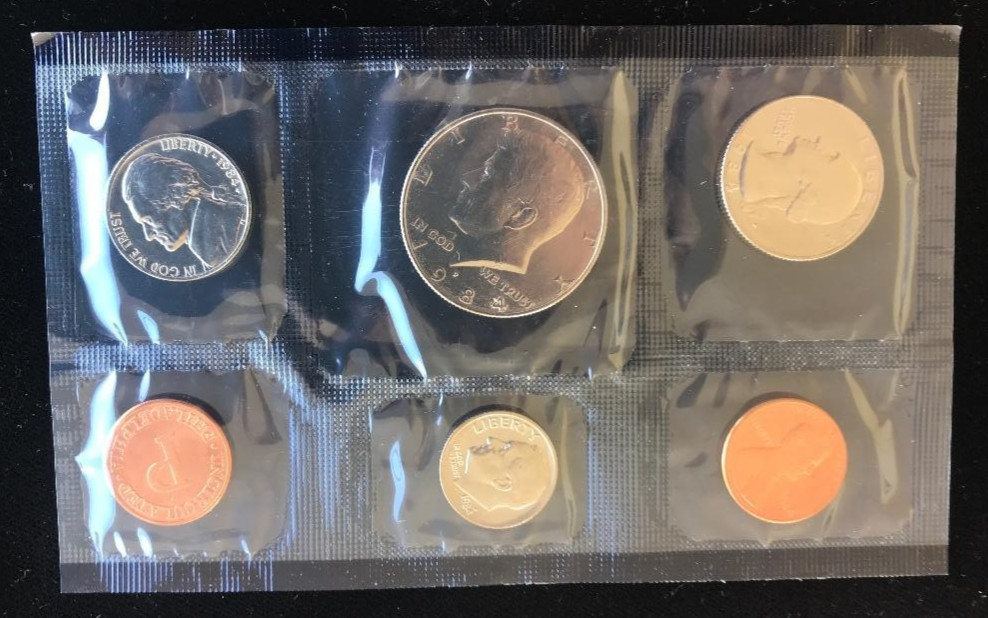 THREE 1984 UNCIRCULATED P & D MINT SETS ~ FIVE-COIN SETS EACH MINT ~US MINT PACK