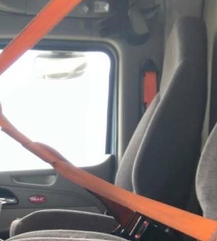 Replaces 2018 PETERBILT 579 FRONT SEAT ,  IL