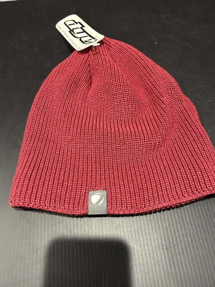 NEW!! Dye Beanie Brick Layer Maroon