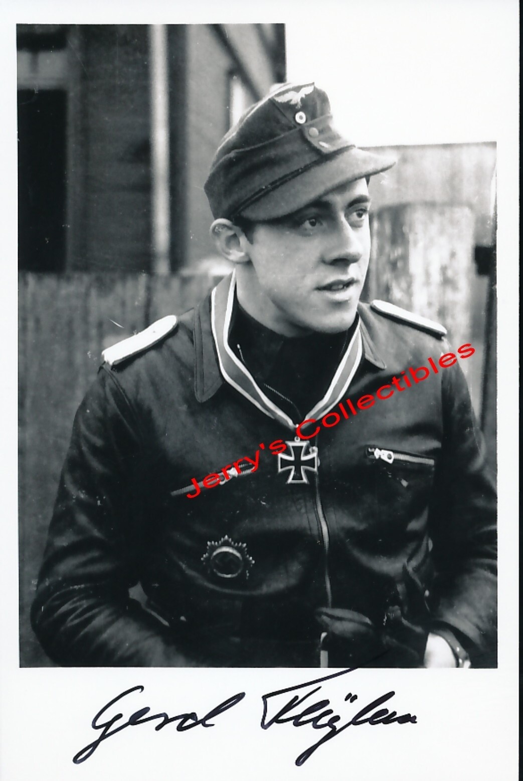 Gerd Thyben signed photo. Luftwaffe Oakleaves Ace.JG-54. 157 kills