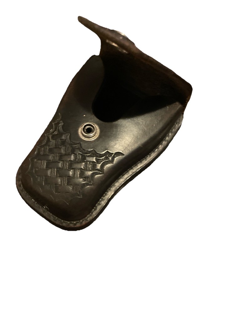 Tex Shoemaker Handcuff Case Black Basket Leather