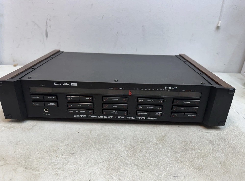 SAE P102 Pre Amplifier - Good Condition