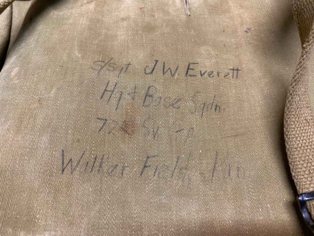 ORIGINAL WWII US AIRBORNE PARATROOPER M1936 RUBBERIZED MUSETTE JUMP BAG-NAMED