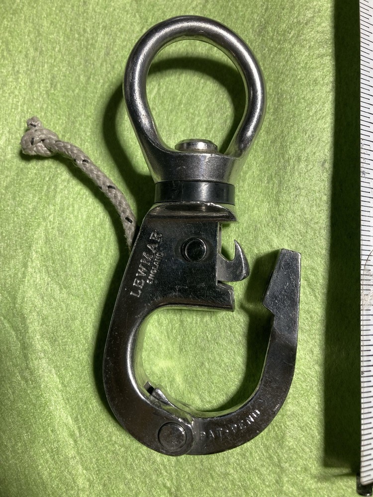 Lewmar Trigger Shackle 6”