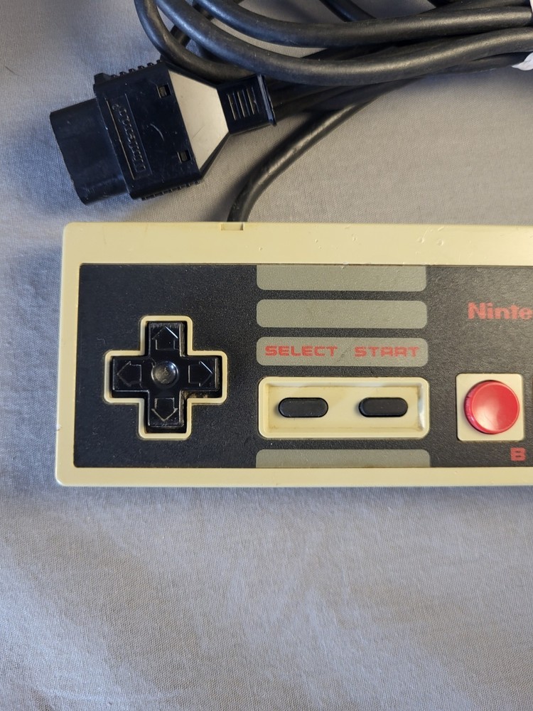 Nintendo NES Console - NES-001 - Cords & Controller - Tested!