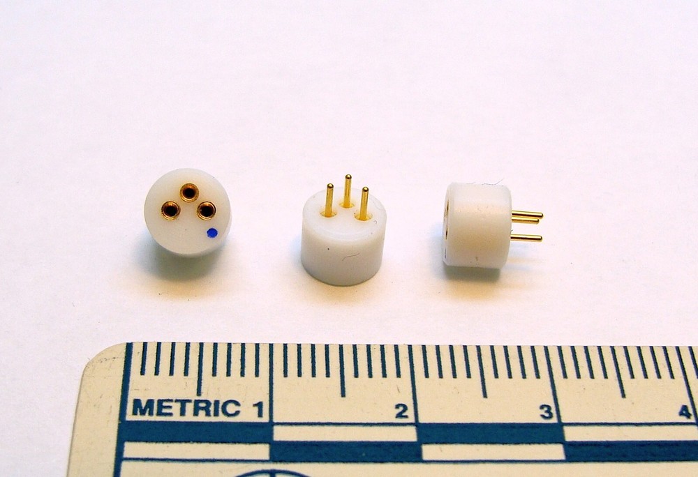 3 Pin Laser Diode, Transistor Electrical Socket TO-5, TO-18 package PC mount