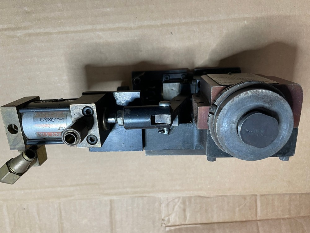 AMP Applicator 687658-1 N