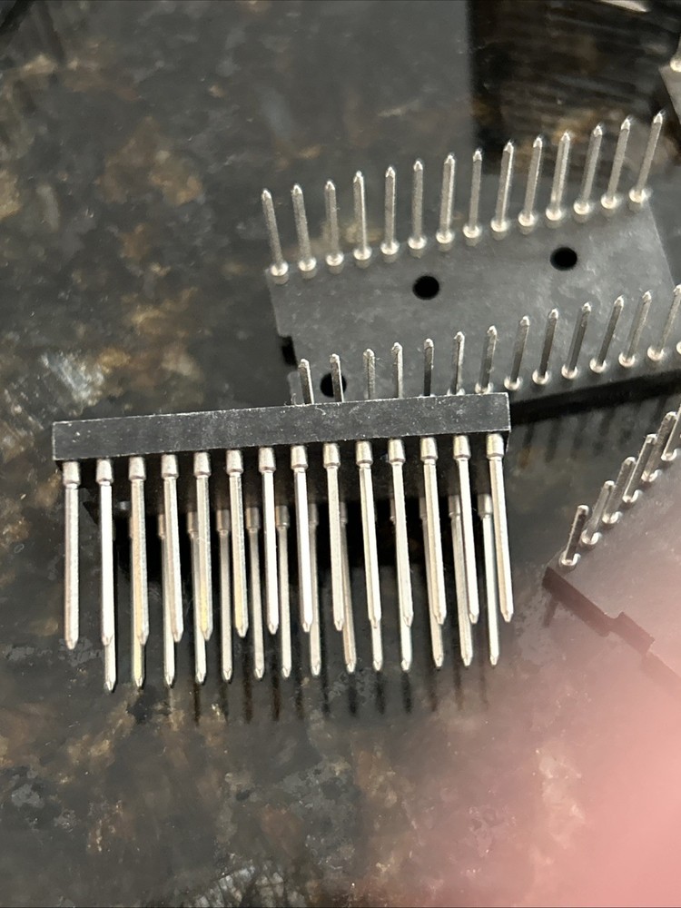 IC SOCKET, 28 PIN DIP SOCKET, WIRE WRAP, Screw Machine, Tin, Gold