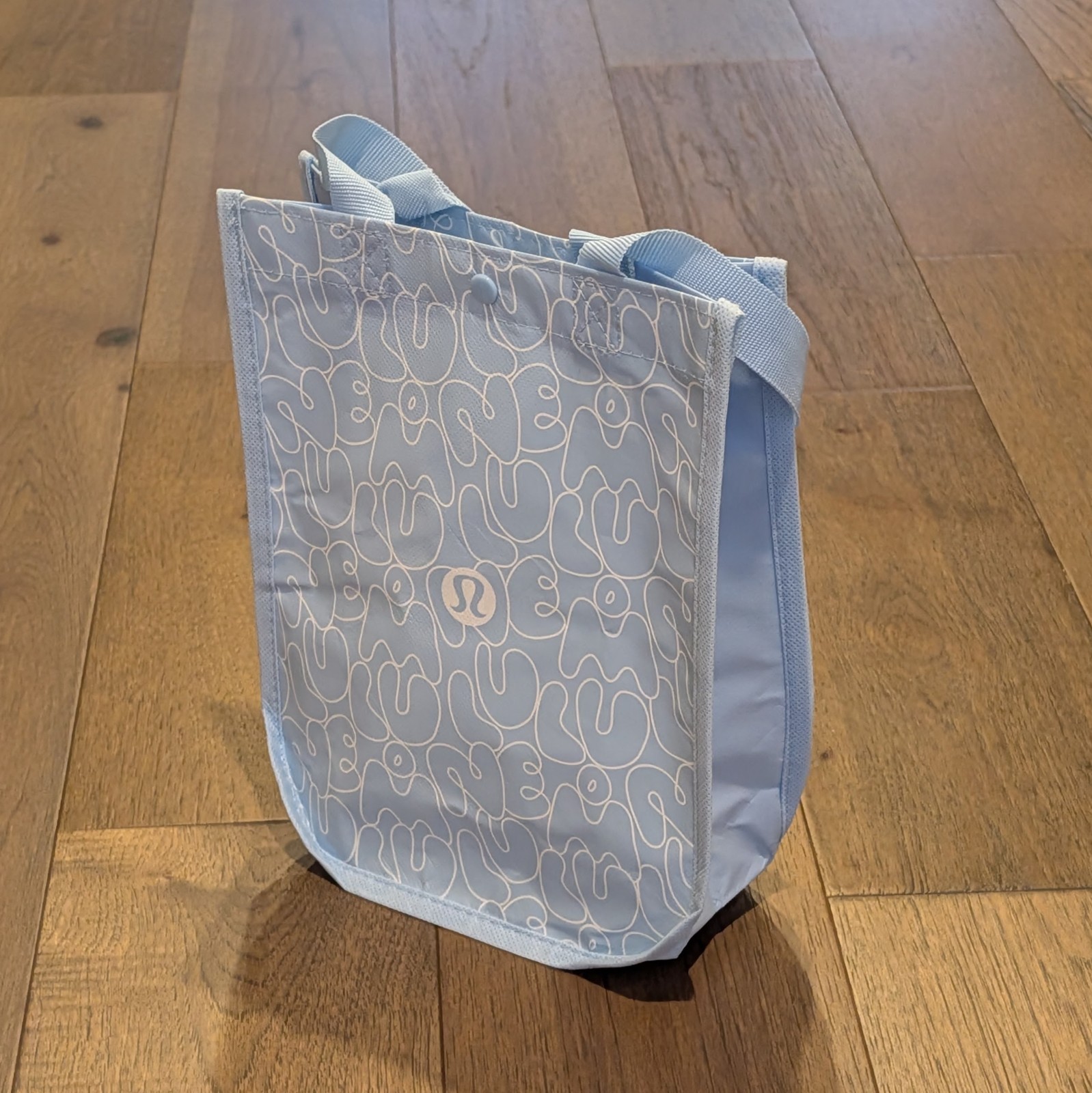 Lululemon Small Reusable Shopping Tote Lunch Bag 🩵 LIGHT BLUE 🩵 **NEW!** ⚡