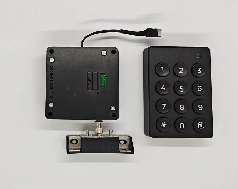 Self-service locker smart lock, PIN code to unlock the locker using the keypad