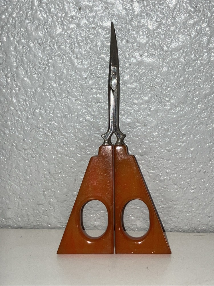 Art Deco Bakelite Embroidery / Cuticle Scissors