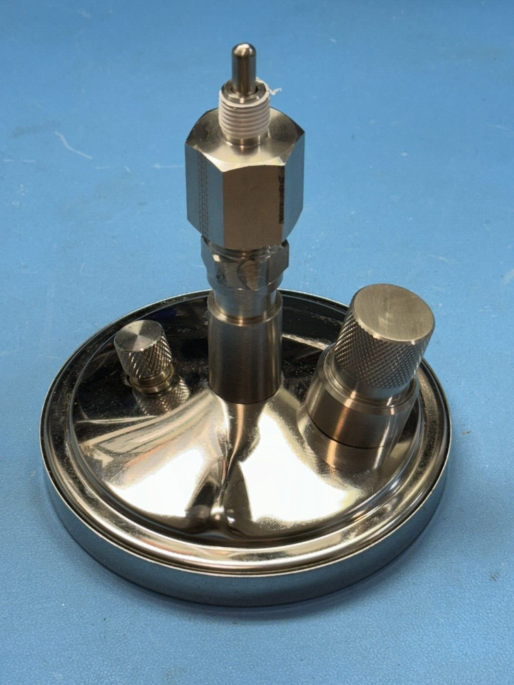 Digi-Tel ND5 Industrial Digital Thermometer with 1/2 In Thread Fitting