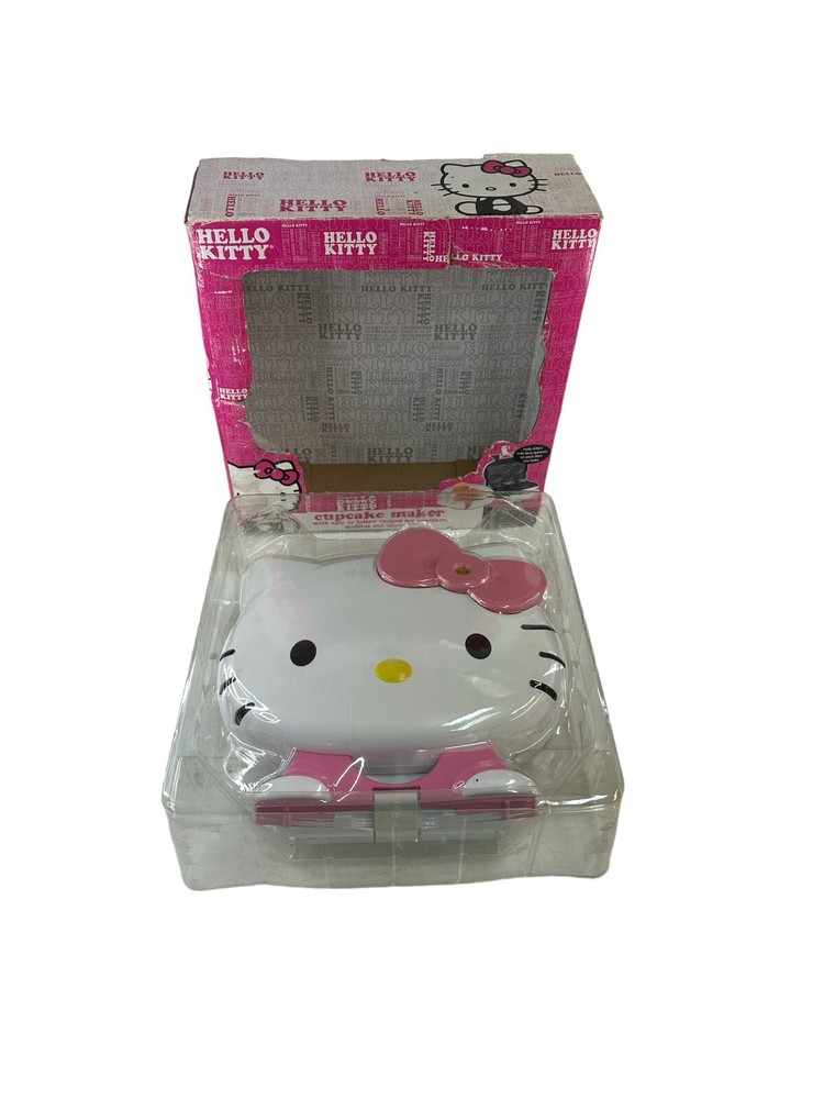 Hello Kitty Cupcake Maker EUC!!!