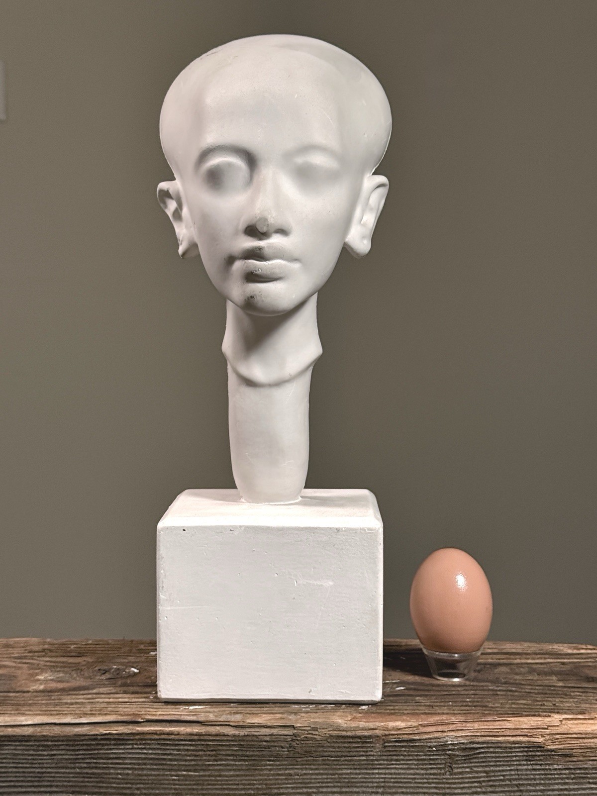 Vintage Head of an Amarna Princess Sculpture (Plaster Cast)