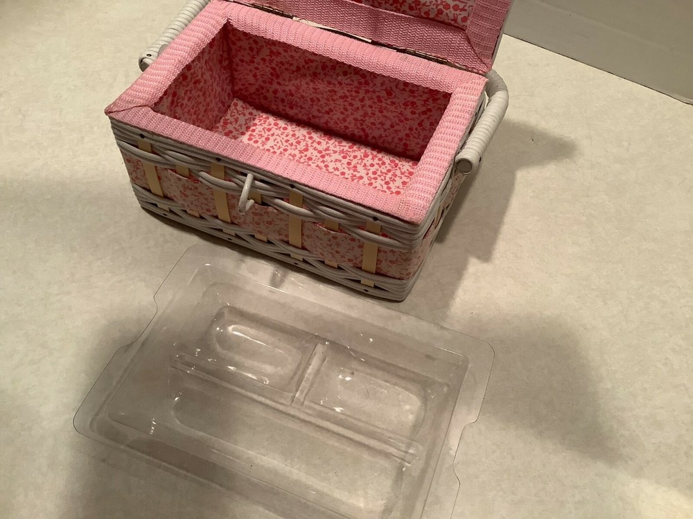 Child's sewing box, swing handle, rattan look, insert tray