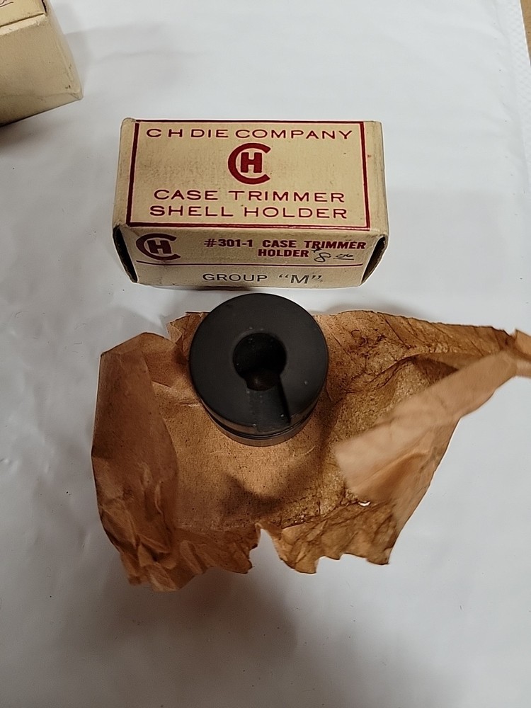CH Case Holder Group M #301-1 NOS