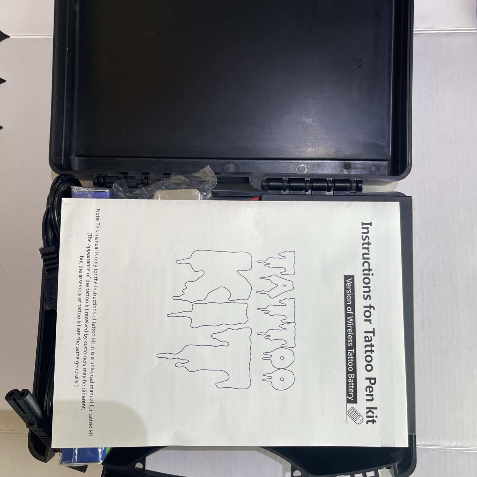 Set Of 2 TWO Solong Tattoo Machines Battery Wireless & Wired Case Tattoo Kit Gun