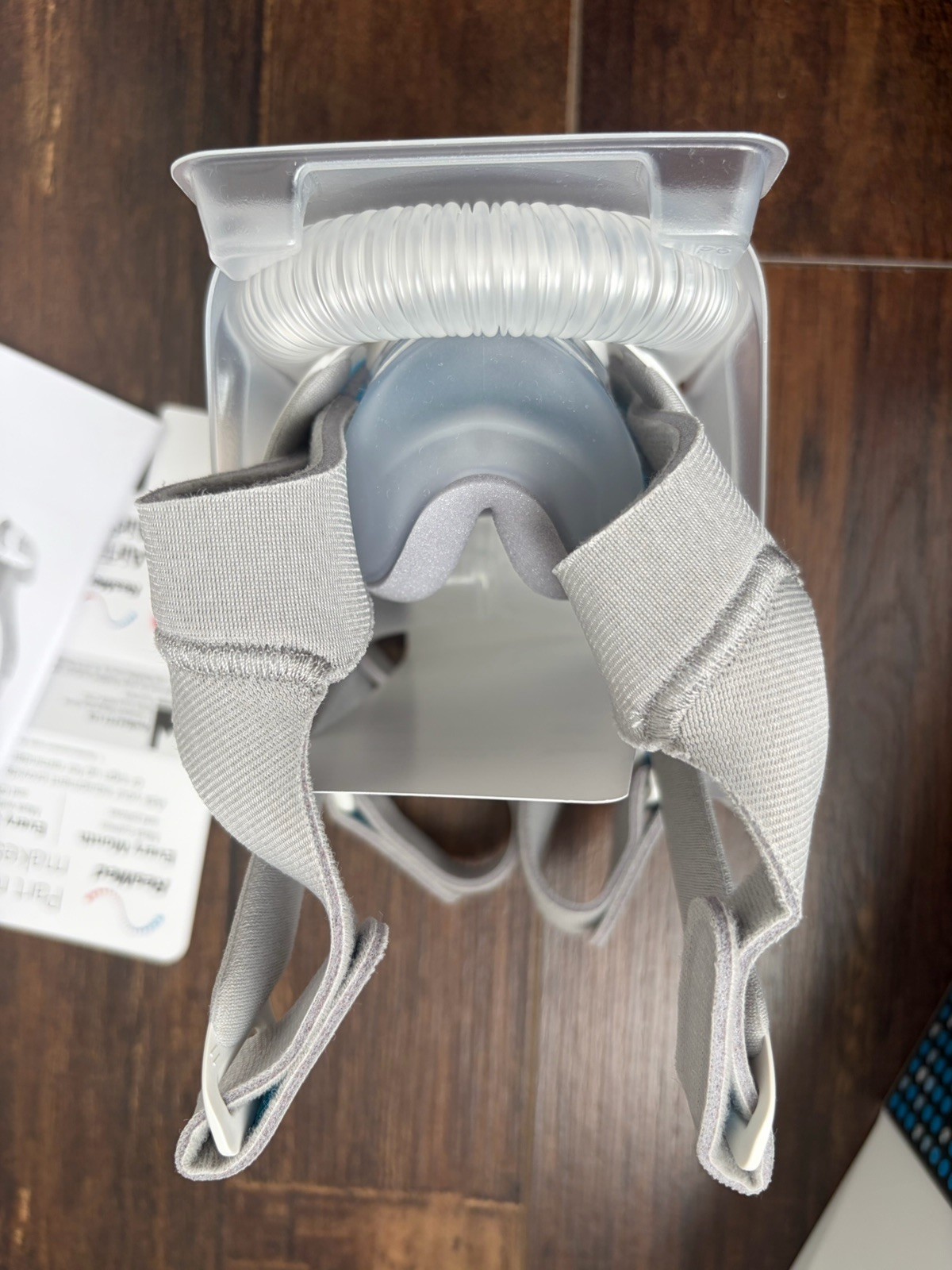 NEW ResMed AirTouch Full Face Mask with Headgear - Medium- 63901