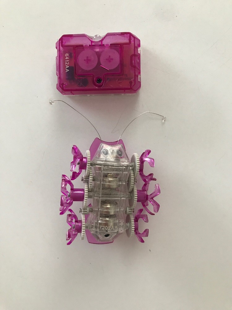 HEX BUGS Fire Ant PINK Micro Robotic Creature Remote Control