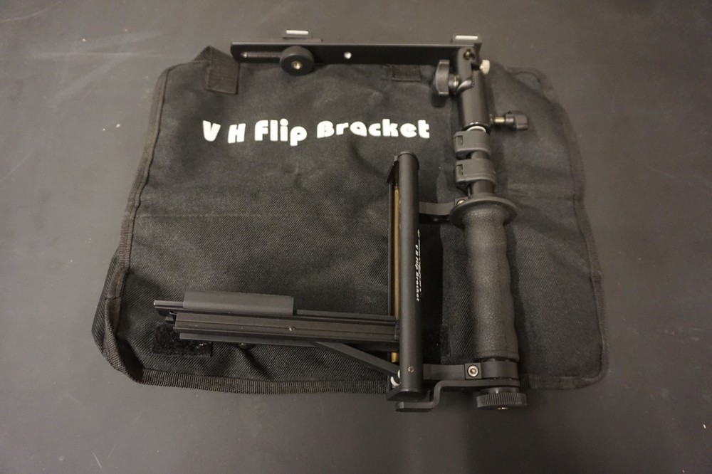 Samigon VH Flip Bracket Vertical to Horizontal Camera bracket with carrying bag