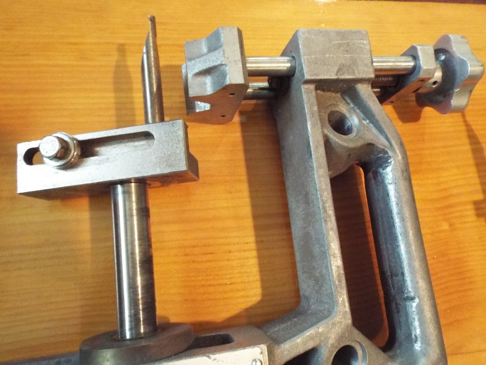 Rxs cable sheath cutter for longitudinal cutting