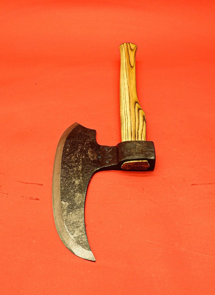 3,34 lbs goosewing bearded broad hatchet