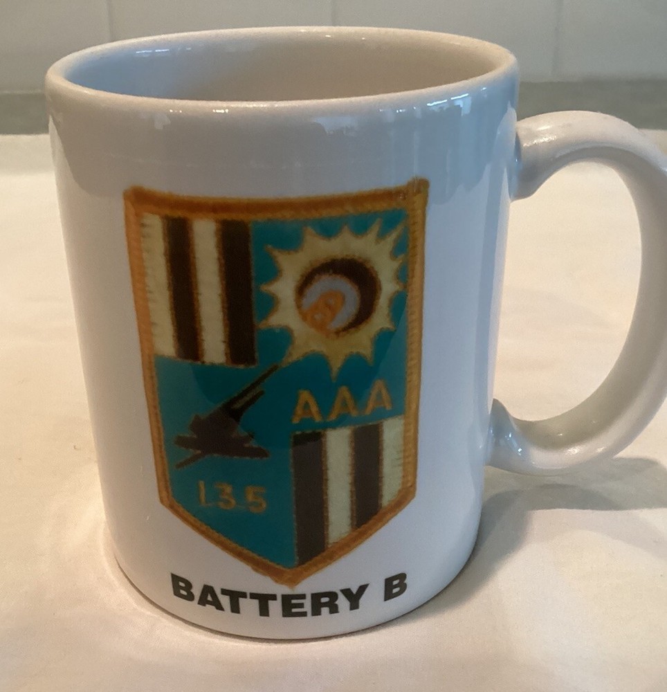 Army Reunion Mug, Battery B, AAA, 135 Gun. BN