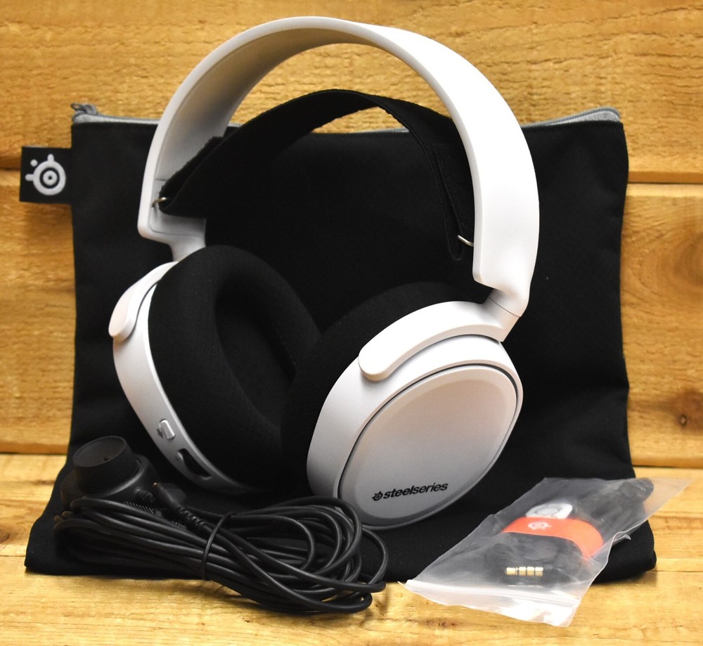 Steelseries Arctis 3 Console Wired High-Performance Gaming Headset White Chatmix