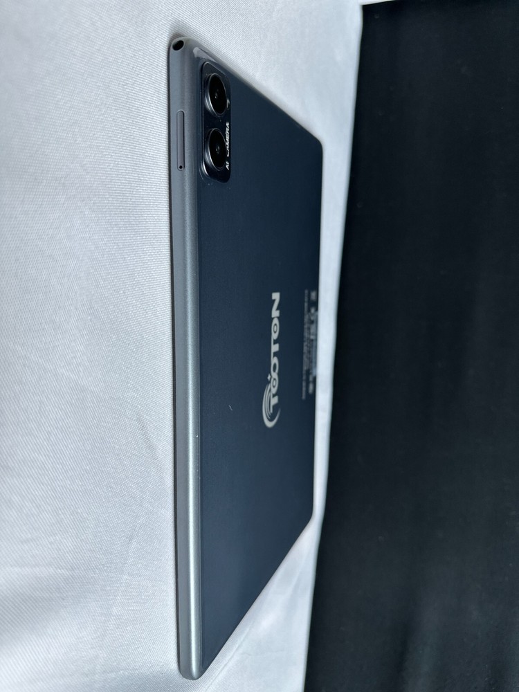 Tooton K110 Gray Touchscreen Bluetooth Android Tablet