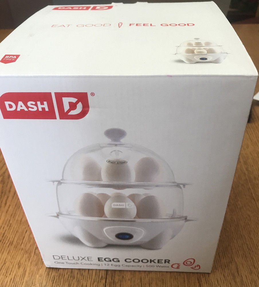 Dash Deluxe DEC012WH 12 Egg Rapid Cooker - White