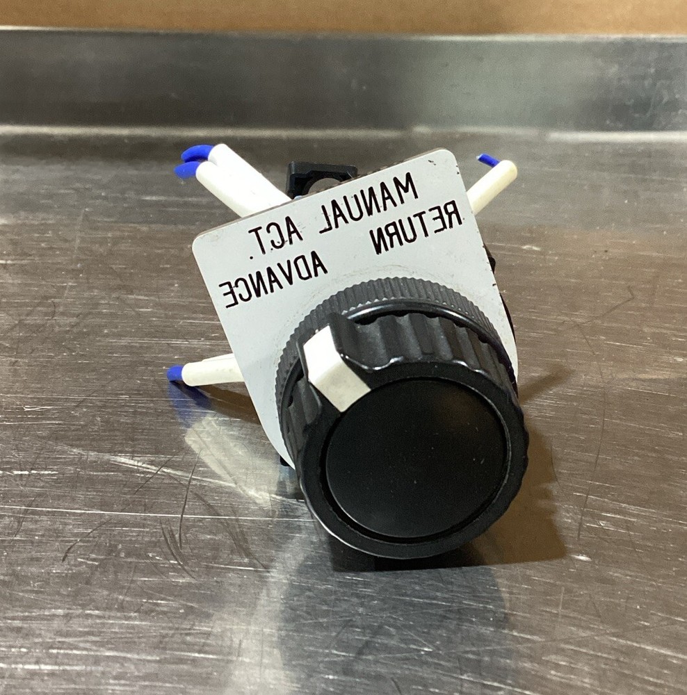 Fuji El AR30S2R 2-Position Pushbutton Selector Switch