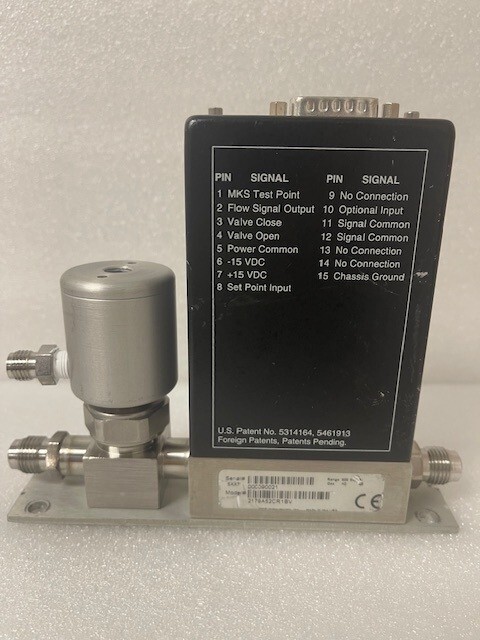 MKS Instruments Mass - Mass Flow Controller 500 sccm N2/ used, working condition