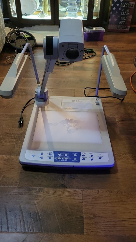 Epson ELPDC05 High Resolution Document Imager Overhead Camera 18X Optical Zoom