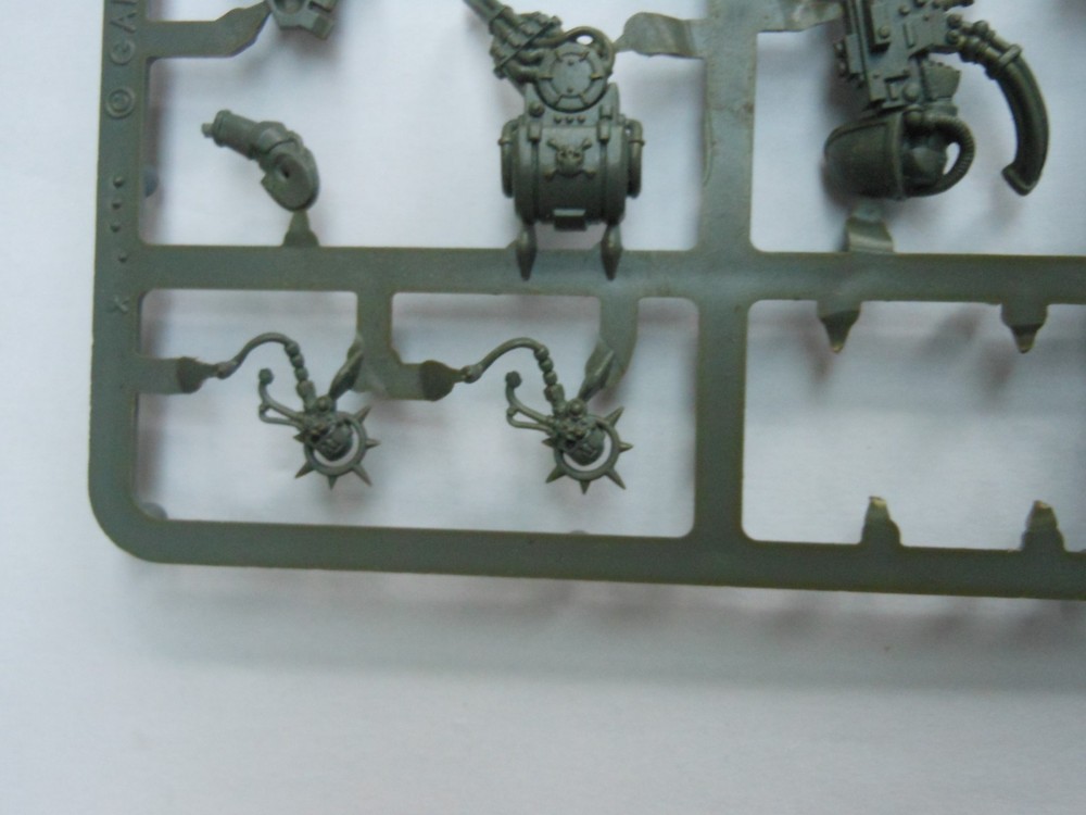 Warhammer 40K Space wolves sprue Bits incomplete sprues