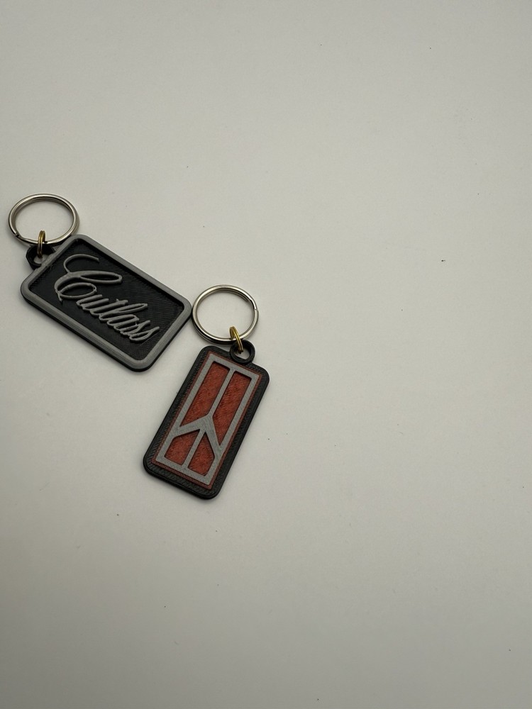 Oldsmobile Keychain With Cutlass Keychain Set (3D Printed)