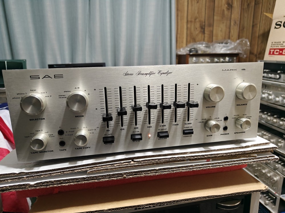SAE MK 1B PREAMPLIFIER (SCIENTIFIC AUDIO ELEGTRONICS )