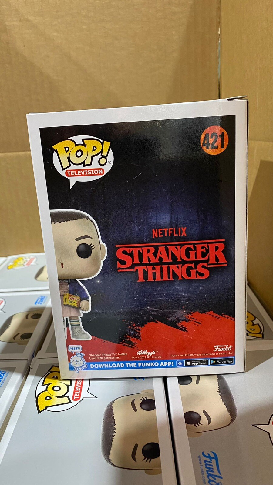 FUNKO POP TV STRANGER THINGS ELEVEN WITH EGGOS - BLOODY NOSE #421 - FM220510