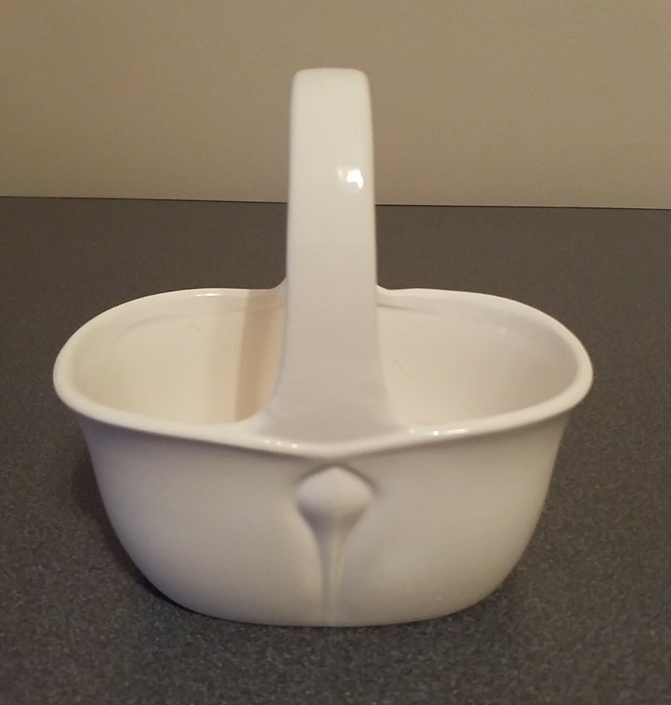 Napco White Basket Planter #3117
