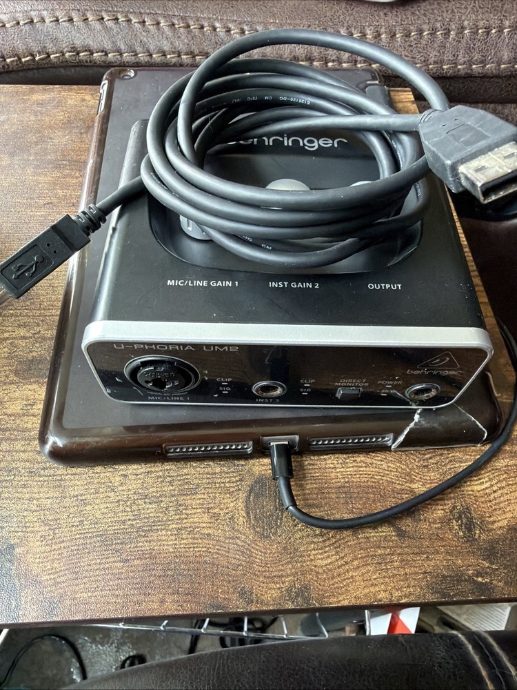 Behringer U-PHORIA UM2 Single Channel Audio Interface - Black Tested