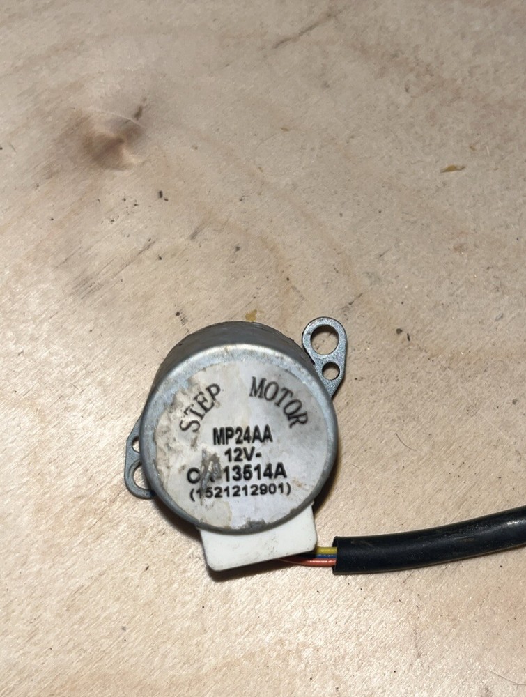 1521212901 Step Motor USED