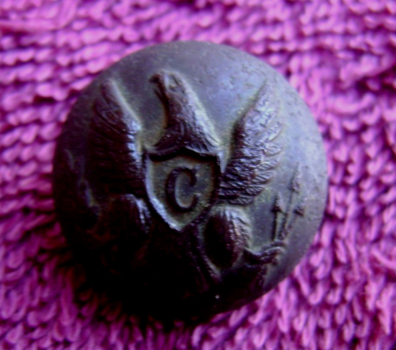 EXCAVATED UNION CAVALRY " C " OFFICER COAT BUTTON (HOLLY SPRINGS, MS)