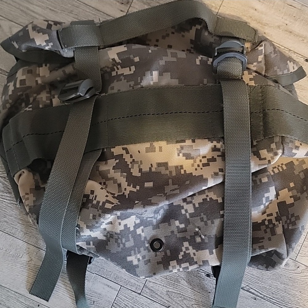 Lightweight MOLLE Mini Digital Camo Back Pack