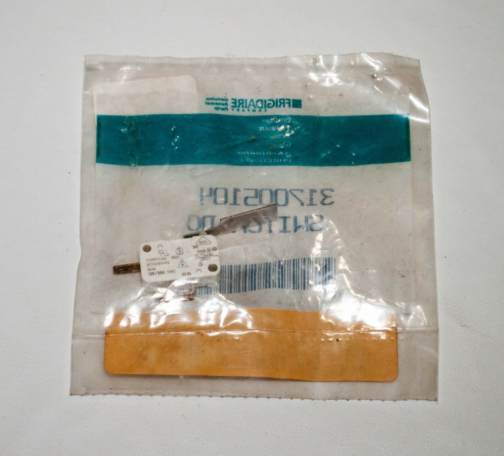Frigidaire 317005104 Microwave Door Switch