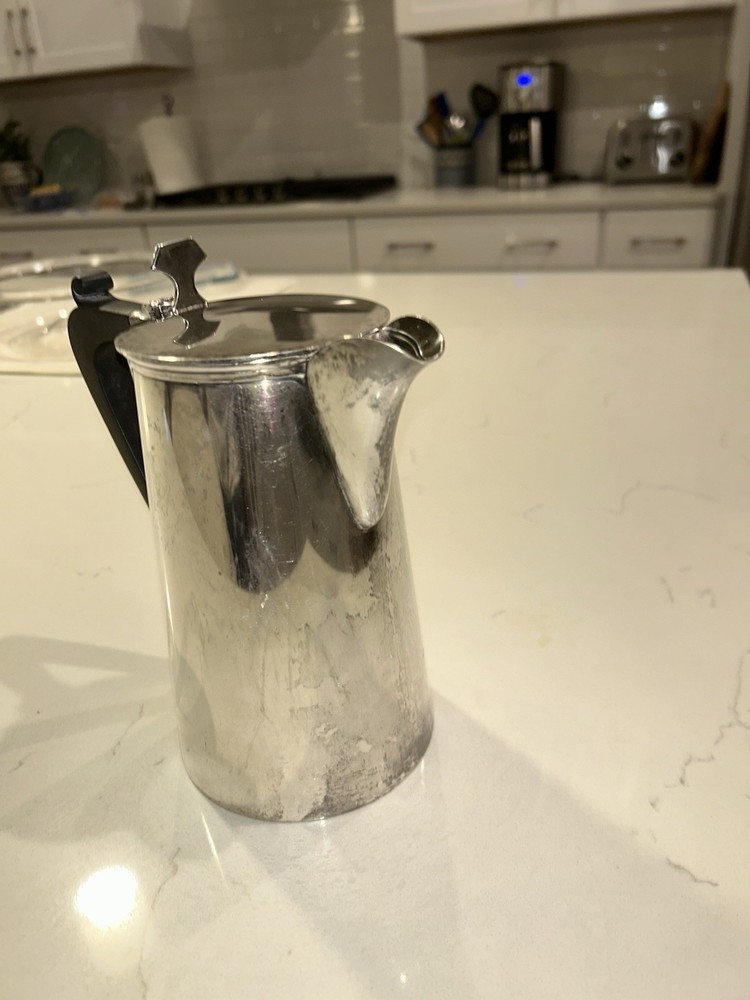 Art Deco Silver Plate 2 Pint Pitcher With Lid & Bakelite Handle 41191 England